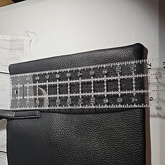 Vince Camuto Luck Tote in Black/Gray Vegan Pebbled Nordstrom Anniversary VGUC - Picture 9 of 16